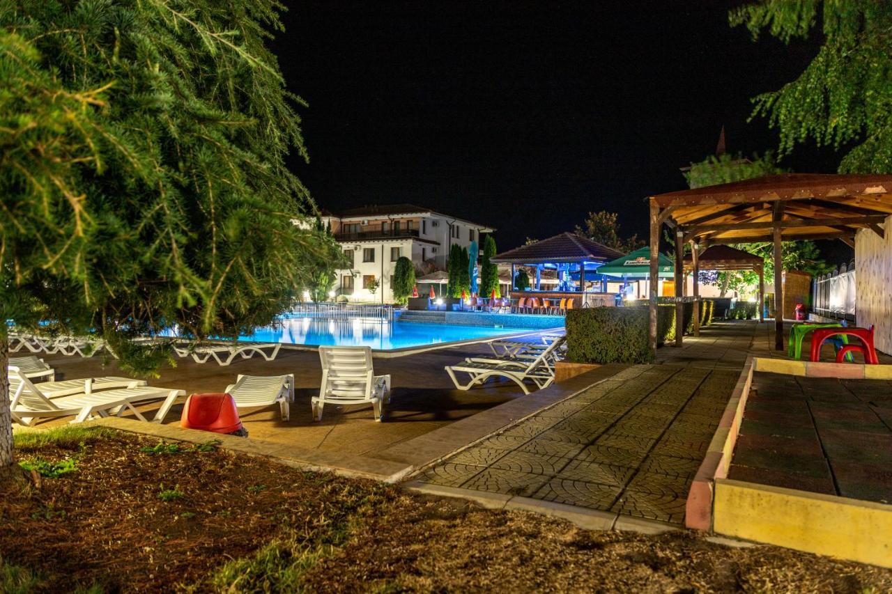 Harmony Hills Kolevi Apartments Rogachevo エクステリア 写真
